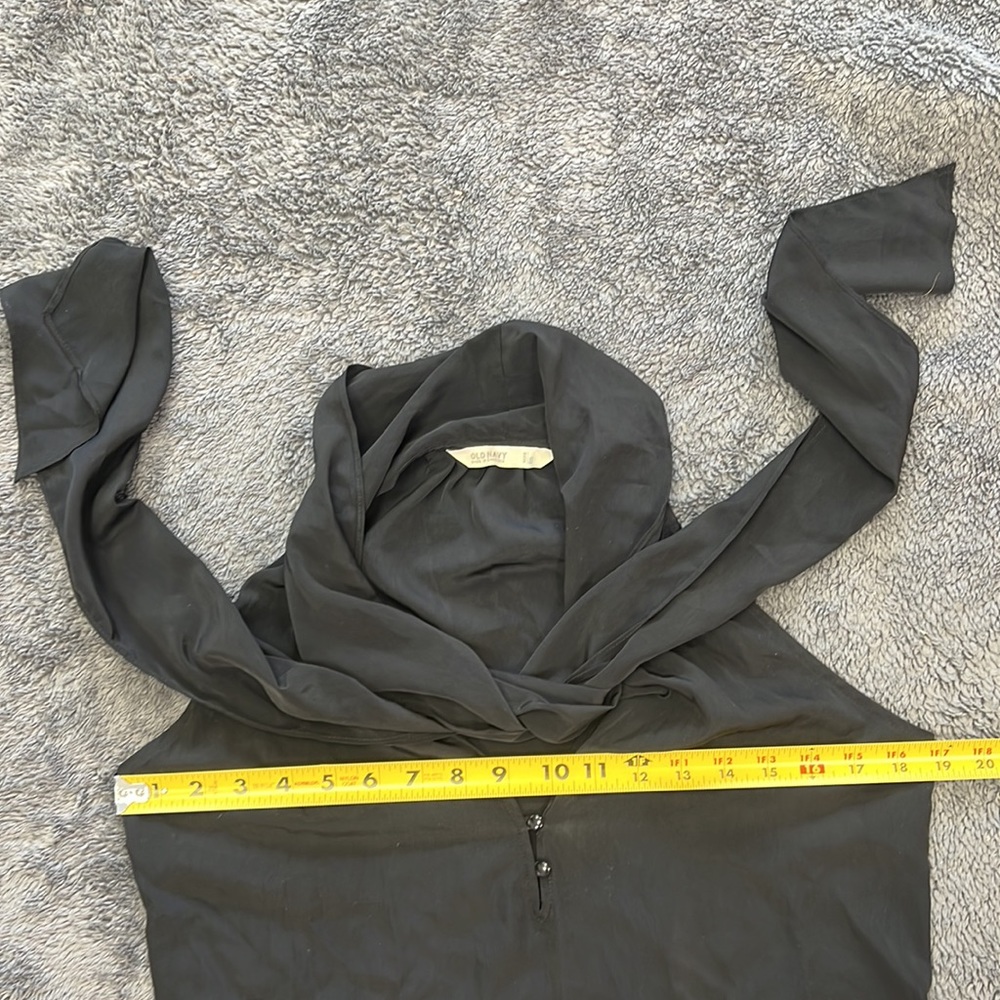 Tie Tank Blouse - Picture 4 of 6